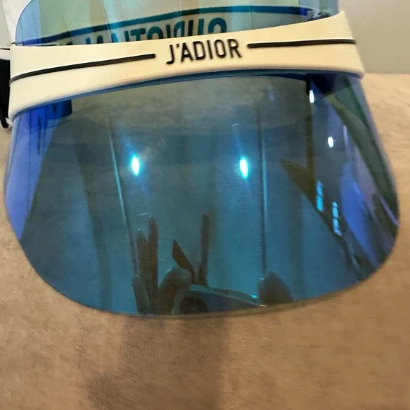 Christian Dior Visor - Picture 3 of 9